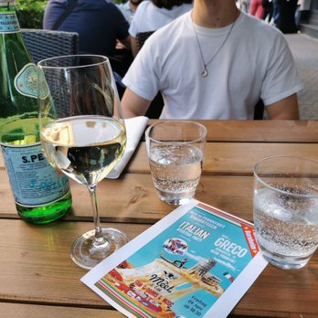 Greco - San pellegrino und Lugana - Italian Near Me - Frankfurt, HE Greco - San pellegrino und Lugana - Italian Near Me - Frankfurt, HE