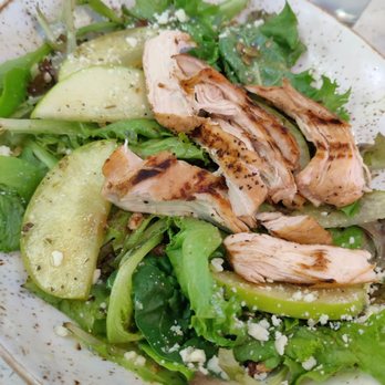 Stone Arch - Spring mix & apple salad w/ chicken - American Near Me - St Paul, Minnesota Stone Arch - Spring mix & apple salad w/ chicken - American Near Me - St Paul, Minnesota