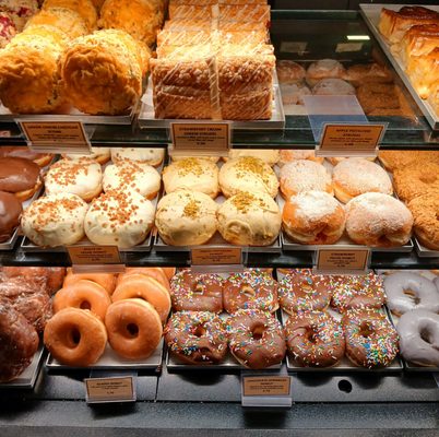 Breka Bakery & Café - Main st by null