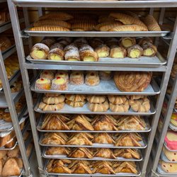 Bakery & Confectionery La Delicia - So many delicious goodies!