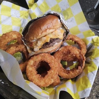 Prime Eatery - Classic burger with onion rings - Burgers Near Me - Dearborn, Michigan