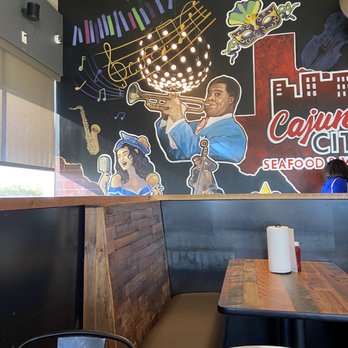 Cajun's City - Casual Decor - Cajun/Creole Near Me - Houston, Texas Cajun's City - Casual Decor - Cajun/Creole Near Me - Houston, Texas