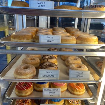 Starbread Bakery - Donuts - Bakeries Near Me - Vallejo, California