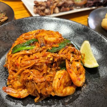 Somtum Der - Pad Thai - Thai Near Me - New York, New York