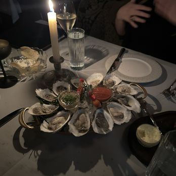 Maple & Ash - Oysters - Steakhouses Near Me - Chicago, Illinois