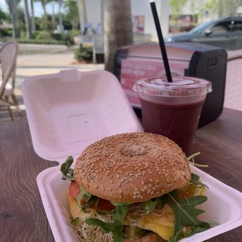 Carrot - California egg with  Açaí smoothie - Wraps Near Me - Coconut Creek, Florida