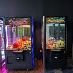 Pixel Pulse - Claw games
