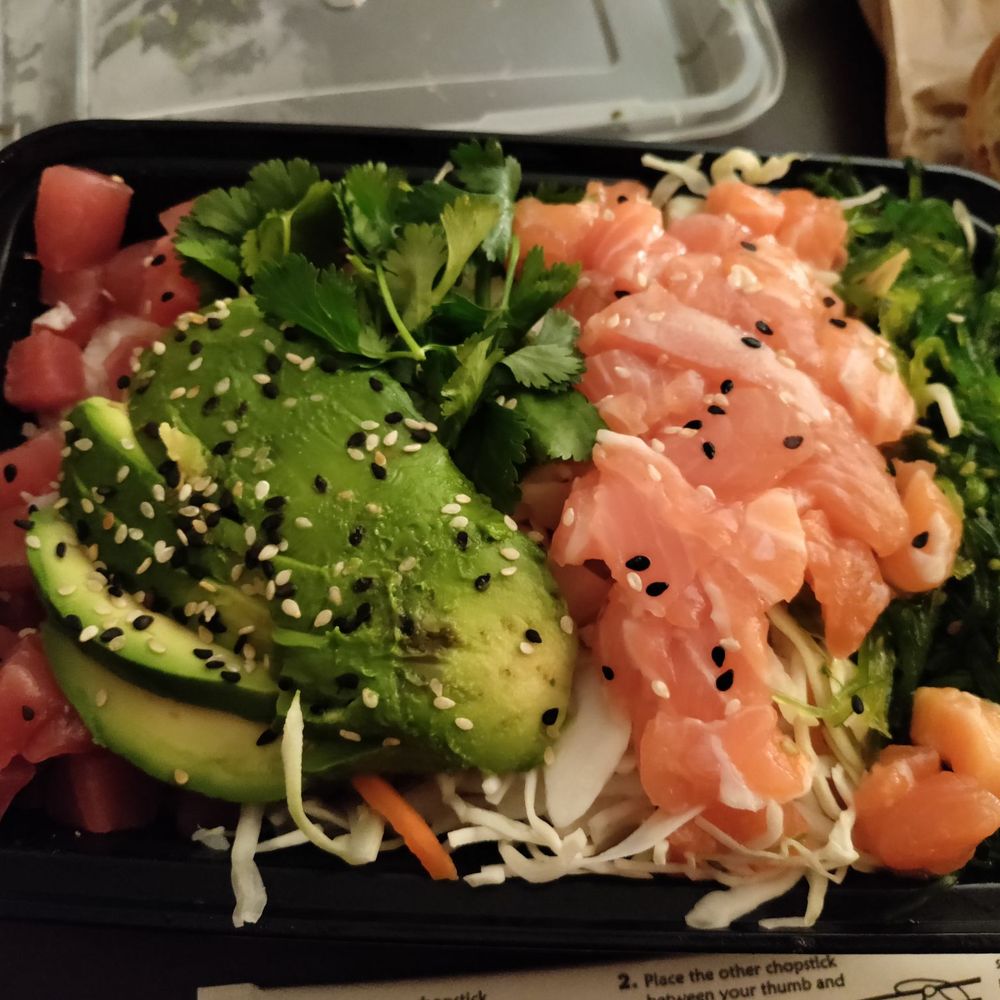 Di Pescara - Salmon & Tuna Poke Bowl to go - Italian Near Me - Northbrook, Illinois Di Pescara - Salmon & Tuna Poke Bowl to go - Italian Near Me - Northbrook, Illinois