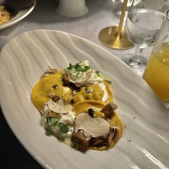 Sunset Monalisa - Wagyu beef ravioli - Mediterranean Near Me - Cabo San Lucas, BCS