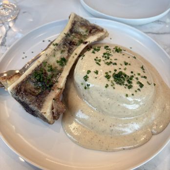 Middle Child - Bone marrow biscuits and gravy - Breakfast & Brunch Near Me - Las Vegas, Nevada Middle Child - Bone marrow biscuits and gravy - Breakfast & Brunch Near Me - Las Vegas, Nevada
