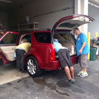 LA Wash - Car Wash Near Me - Lehigh Acres, Florida