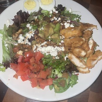 Broken Arrow Tap House - Cobb salad - Gastropubs Near Me - Mescalero, New Mexico