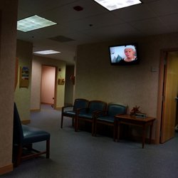 Retina Vitreous Associates - Waiting room