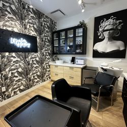 The Good Hair Studio - Studio