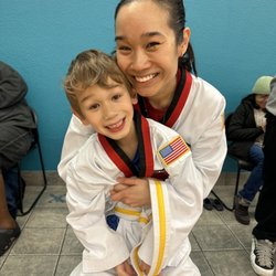 Carmichael Academy - Family Taekwondo