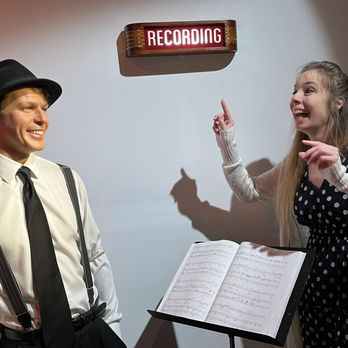 Hollywood Wax Museum - Frank- you're on the air - Museums Near Me - Pigeon Forge, Tennessee