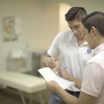 Southwest Chiropractic - Chiropractic therapy and treatment - Chiropractors Near Me - El Paso, Texas Southwest Chiropractic - Chiropractic therapy and treatment - Chiropractors Near Me - El Paso, Texas