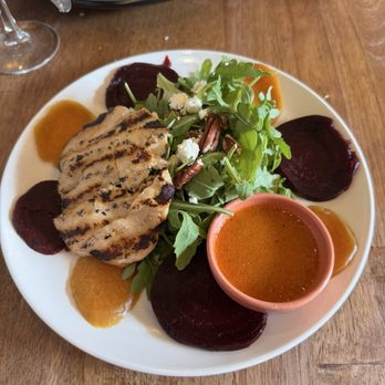 Morea Restaurant - Beet Salad with grilled chicken - New American Near Me - Oxford, Connecticut