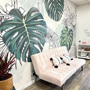 Blend - Sitting area - Juice Bars & Smoothies Near Me - Clifton Park, New York Blend - Sitting area - Juice Bars & Smoothies Near Me - Clifton Park, New York