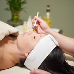 Renew Spa - Enjoy a relaxing Facial Treatment in one of our treatment rooms.