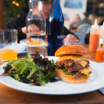 Causwells - Fancy pants burger with side salad - New American Near Me - San Francisco, California