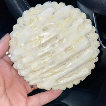 Cakabakery - Poppyseed lemon cookie - Bakeries Near Me - Holland, Michigan