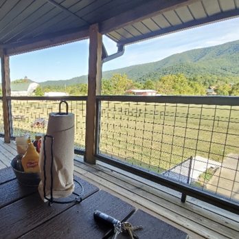 Sloppy Hog - Burgers Near Me - Sevierville, Tennessee Sloppy Hog - Burgers Near Me - Sevierville, Tennessee