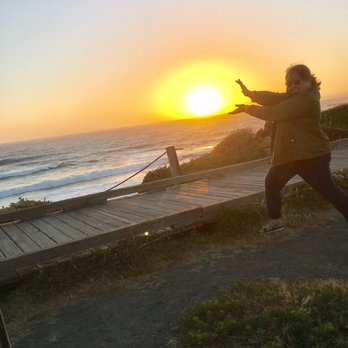 Moonstone Beach - Another way of enjoying the sunset.... pretend to be Ken from Street Fighters! LOL - Beaches Near Me - Cambria, California Moonstone Beach - Another way of enjoying the sunset.... pretend to be Ken from Street Fighters! LOL - Beaches Near Me - Cambria, California