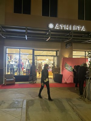 Athleta by null