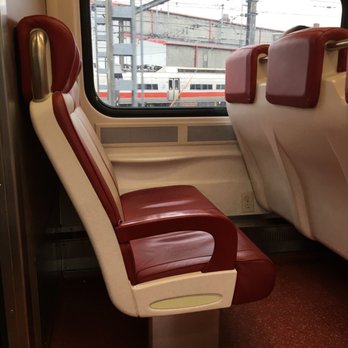 Metro North - Power Outlets - Public Transportation Near Me - New Haven, Connecticut Metro North - Power Outlets - Public Transportation Near Me - New Haven, Connecticut