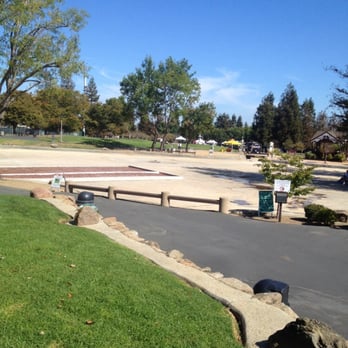 Memorial Park - Pond is dry - Parks Near Me - Cupertino, California