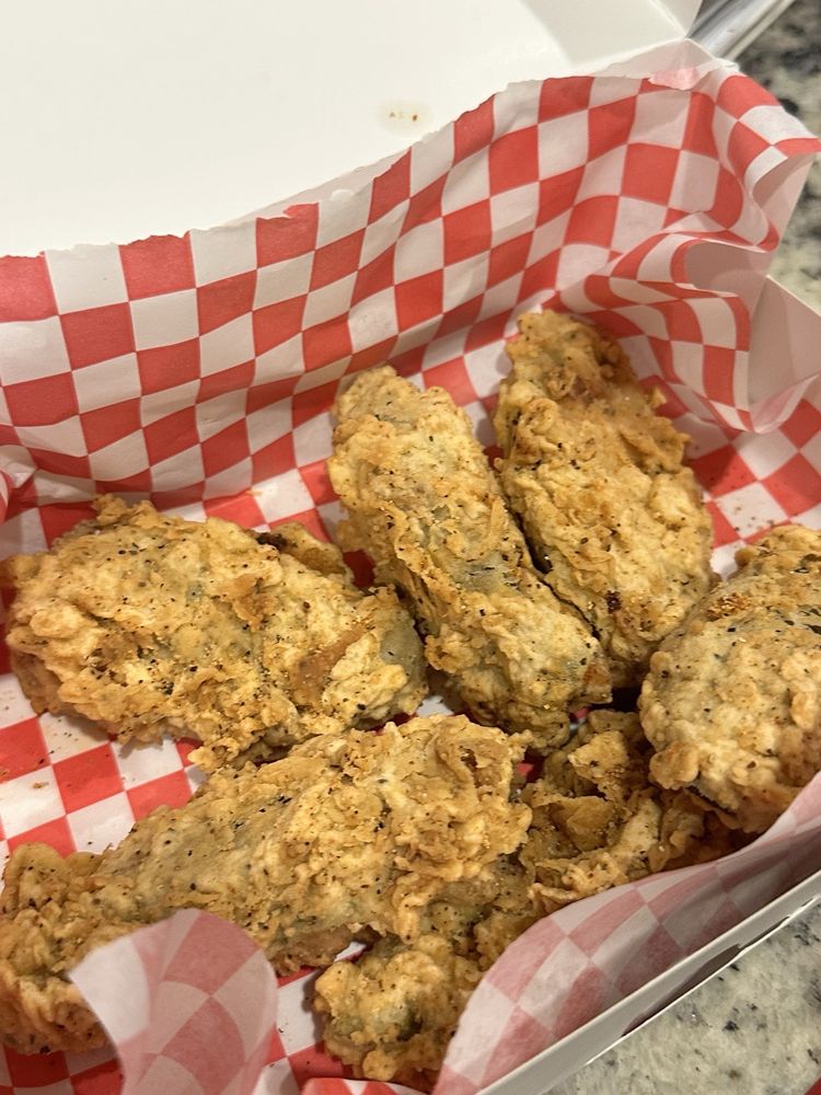 Chisholms Restaurant Logo