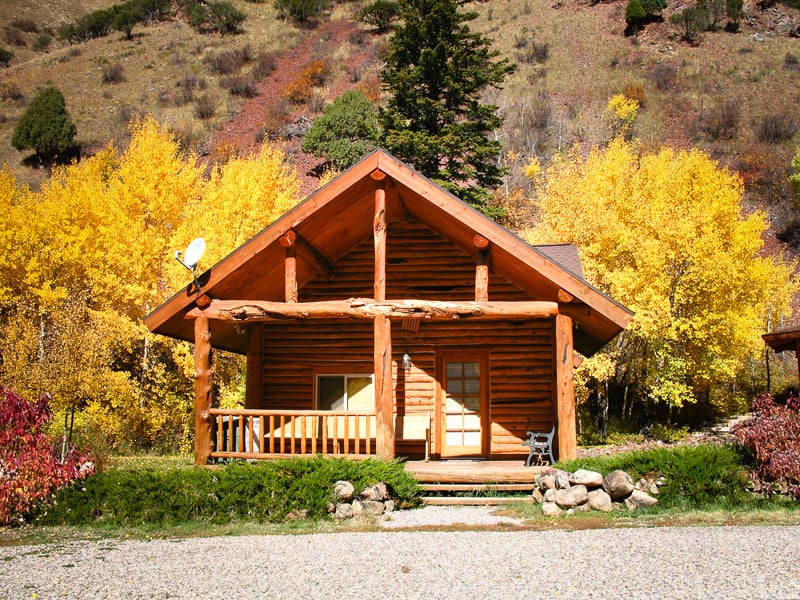 THE OLD MILL LOG CABINS Updated September 2024 3497 Dry Creek Rd
