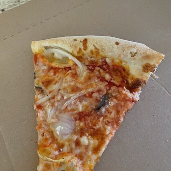 Bob's Pizzeria - Pizza Near Me - Kailua, Hawaii