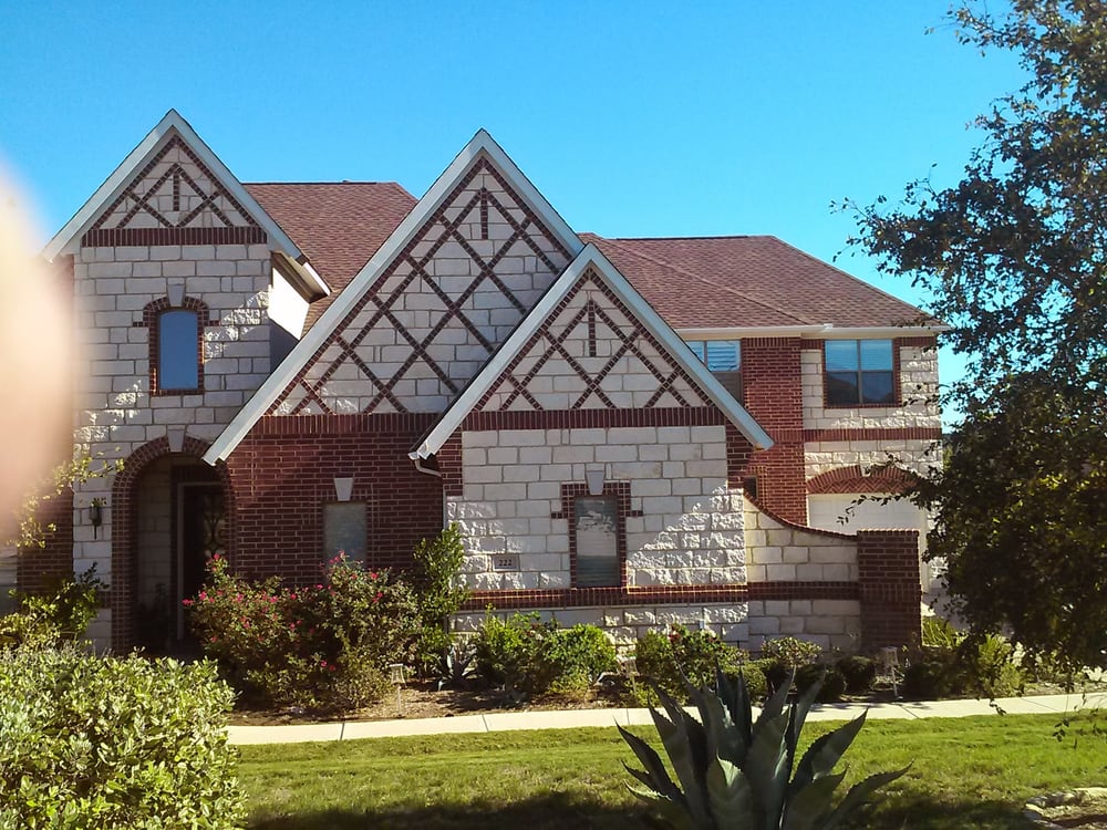 Slide of Roofing Contractor Solutions