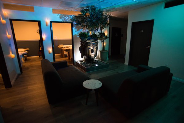 Sparadise La Brea by null