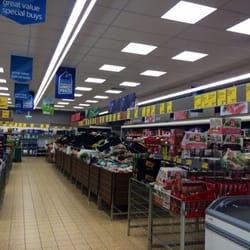 Aldi Thornleigh - Huge Aisles, Aldi