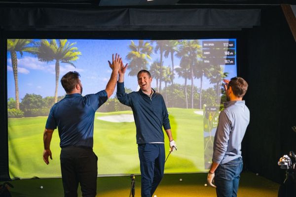 Five Iron Golf by null