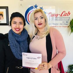 Lang -Lab San Diego - Muchas Felicidades a la estudiante Heidy por completar el 1er y 2ndo nivel de Ingles en Lang Lab San Diego.