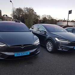 Taxi Groningen A7 - Tesla taxivervoer in Groningen