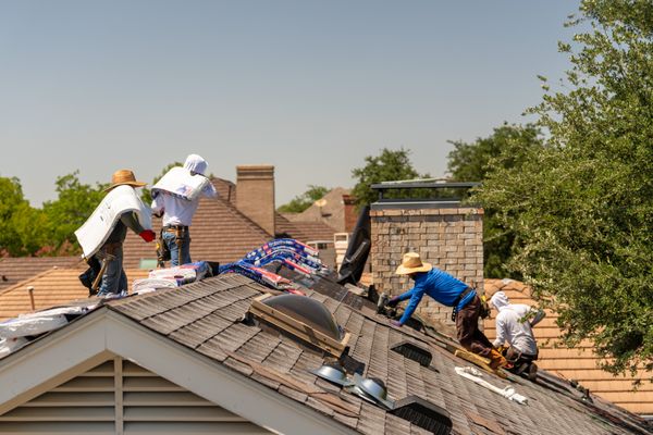 Acorn Roofing & Construction Logo