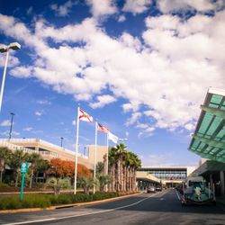 Pensacola International Airport - Front Entrance. Very Welcoming. Easy quick drop off and easy quick pick up.