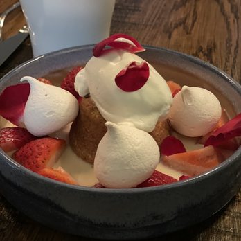 The Study at Morrison House - The tres leches, please note the brilliant use of meringues and flowers on a sea of cream and strawberries. - Cocktail Bars Near Me - Alexandria, Virginia The Study at Morrison House - The tres leches, please note the brilliant use of meringues and flowers on a sea of cream and strawberries. - Cocktail Bars Near Me - Alexandria, Virginia