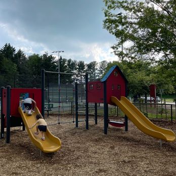 Wolf Trails Park - Playground - Parks Near Me - Vienna, Virginia Wolf Trails Park - Playground - Parks Near Me - Vienna, Virginia
