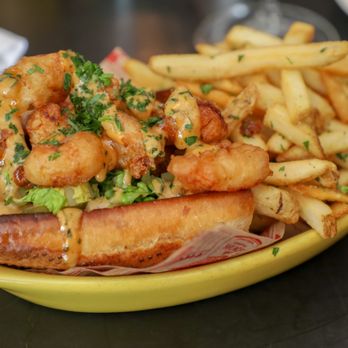 Fishing With Dynamite - Shrimp Po Boy RIDICULOUS - Seafood Near Me - Manhattan Beach, California