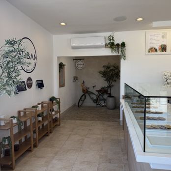Boban - Inside - Vietnamese Near Me - Cypress, California