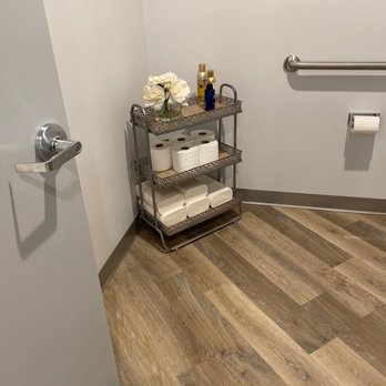 CV Dental Group - Clean bathroom !!! - General Dentistry Near Me - La Crescenta-Montrose, California CV Dental Group - Clean bathroom !!! - General Dentistry Near Me - La Crescenta-Montrose, California