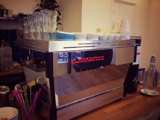 Hexagone Café by null
