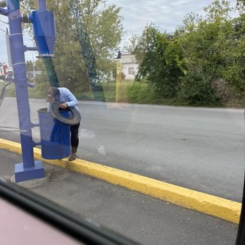 Splash Car Wash - Really wish they wouldn't let people do this. - Auto Detailing Near Me - Plattsburgh, New York Splash Car Wash - Really wish they wouldn't let people do this. - Auto Detailing Near Me - Plattsburgh, New York