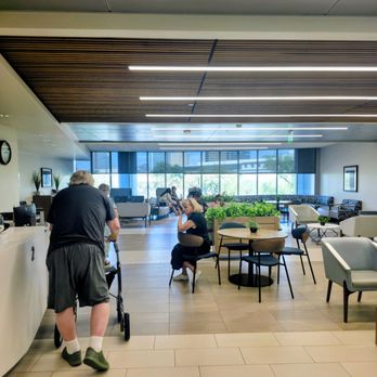 Barrow Brain & Spine - Waiting room - Neurologist Near Me - Phoenix, Arizona Barrow Brain & Spine - Waiting room - Neurologist Near Me - Phoenix, Arizona